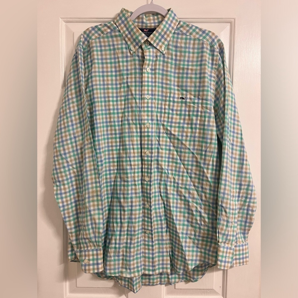 Vineyard Vines
SLIM FIT TUCKER SHIRT
BARBUDA GINGHAM
Size Large